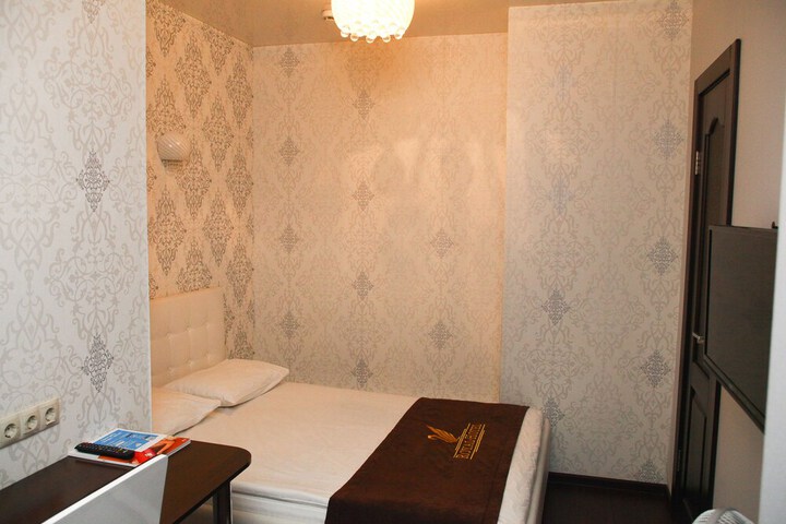Room 30 of 67