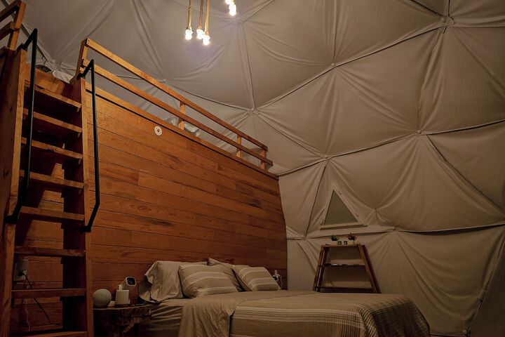 Room 16 of 110