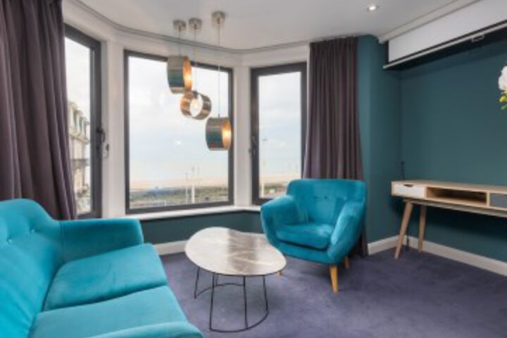 Room 74 of 109