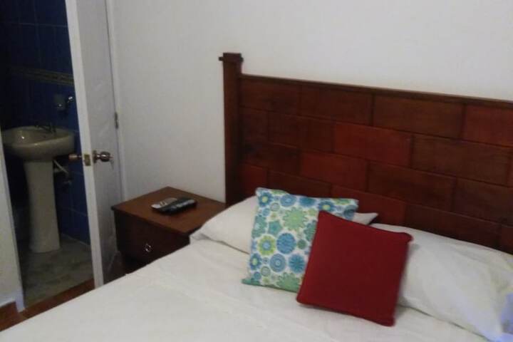 Room 3 of 7