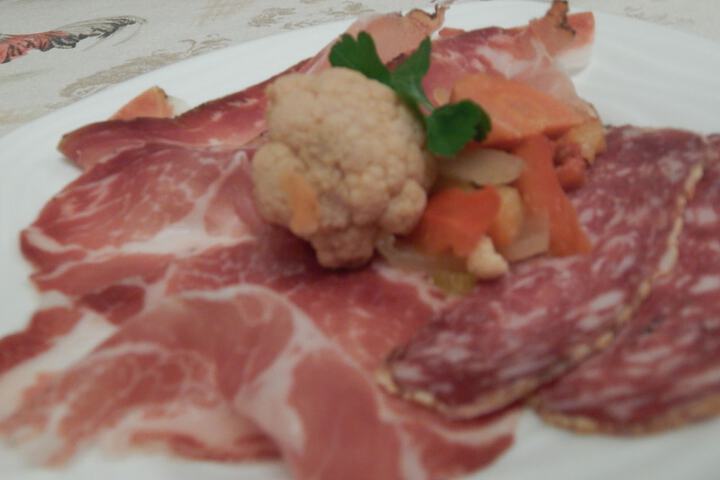 Dining 35 of 69