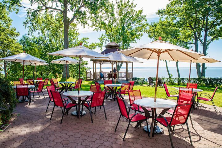 Terrace/Patio 72 of 77