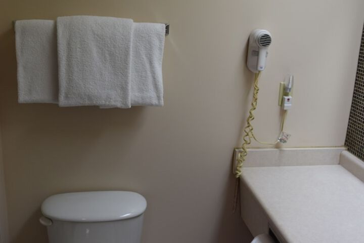 Room 20 of 36
