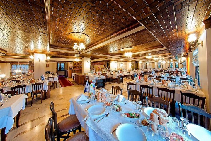 Dining Photos