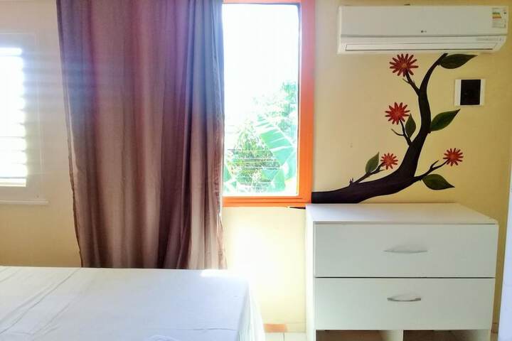 Room 25 of 29
