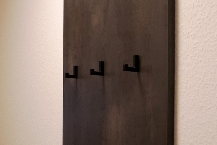 Room 18 of 28