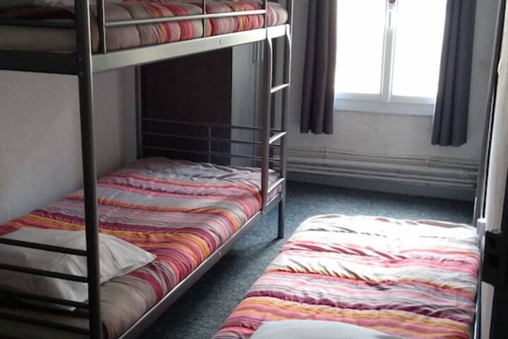 Room 6 of 67