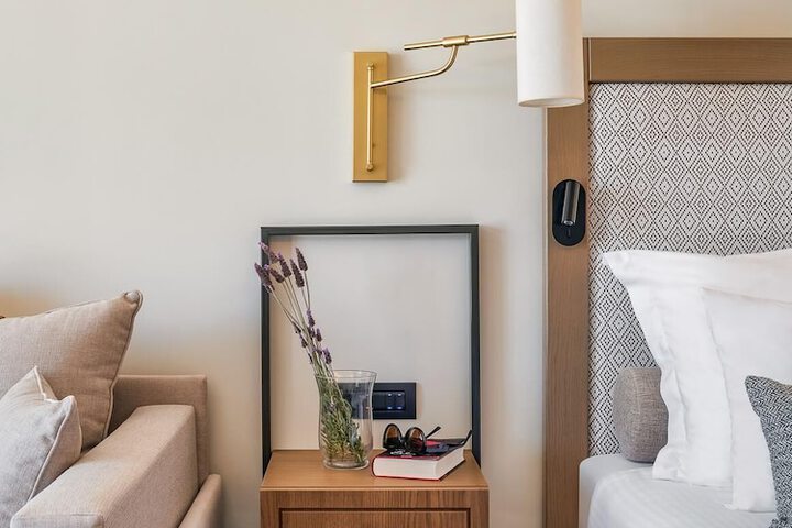 Room 118 of 417