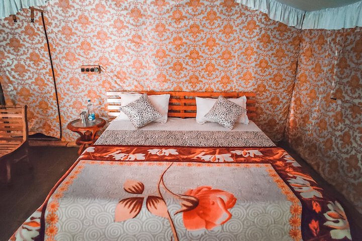 Room 25 of 37
