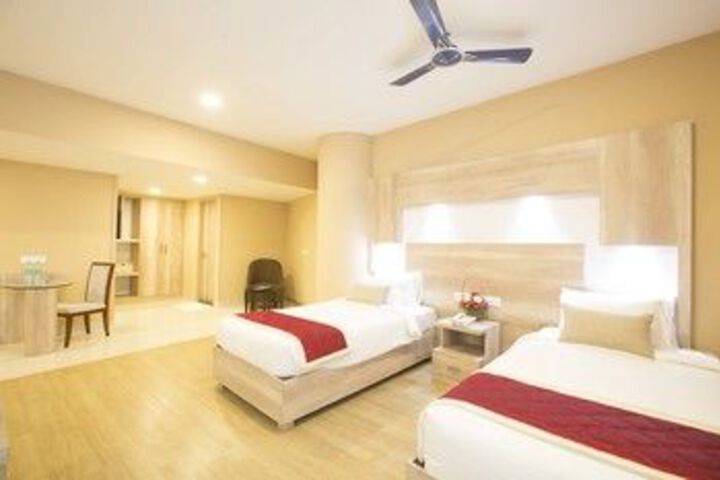 Room 16 of 30