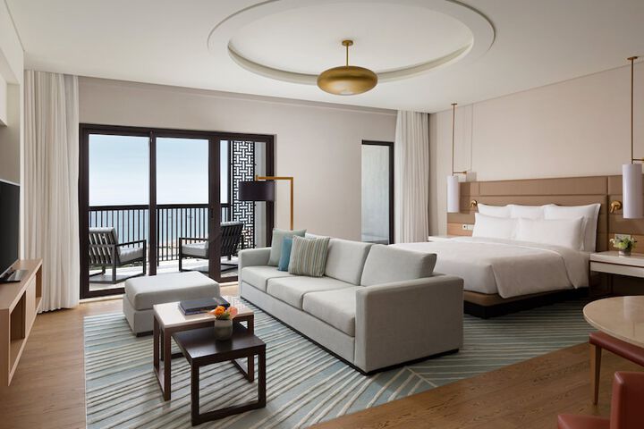 Room 20 of 194