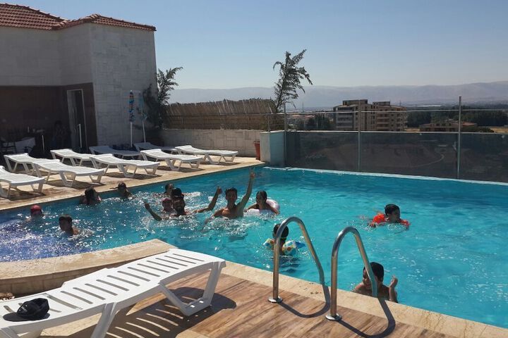 Pools & Facilities