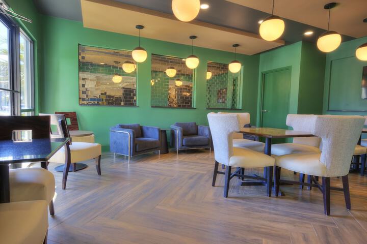 Breakfast area