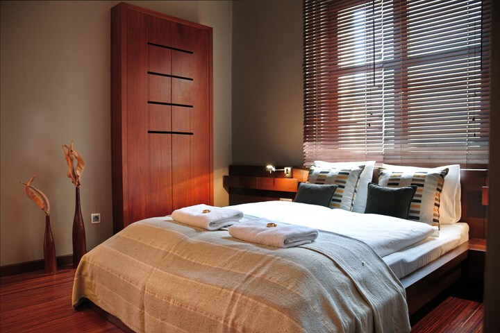 Room 3 of 29
