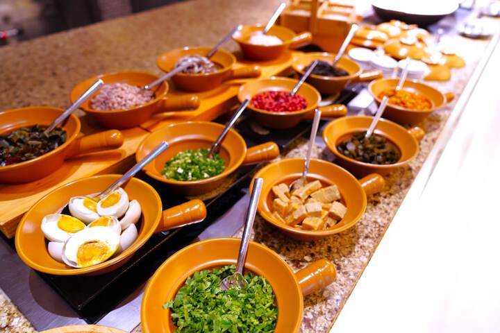Dining 67 of 128