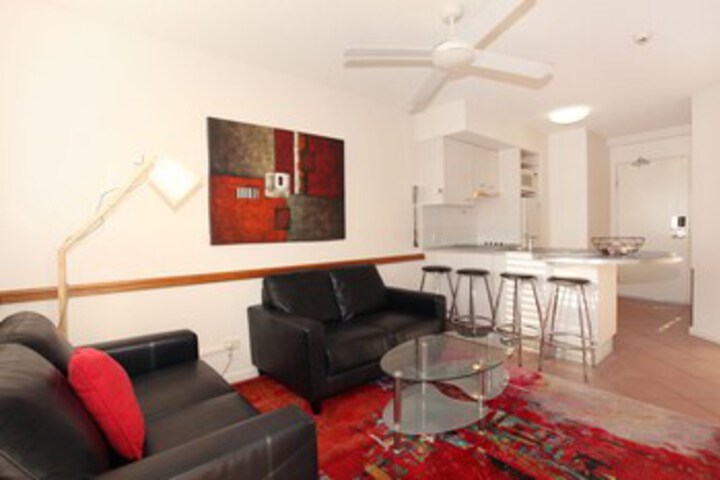 Room 8 of 13