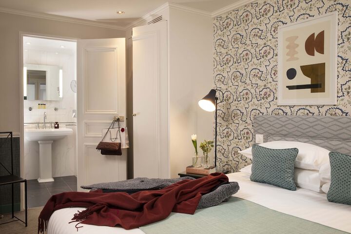 Room 21 of 62