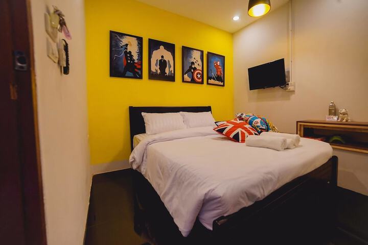 Room 11 of 52