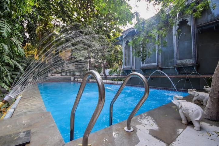 Pool Photo