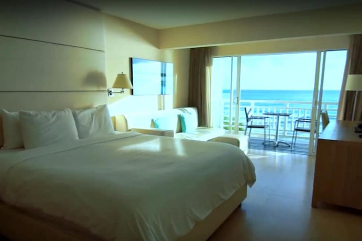 Room 4 of 18