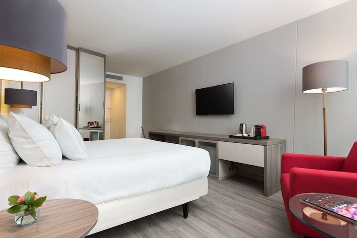 Room 7 of 40