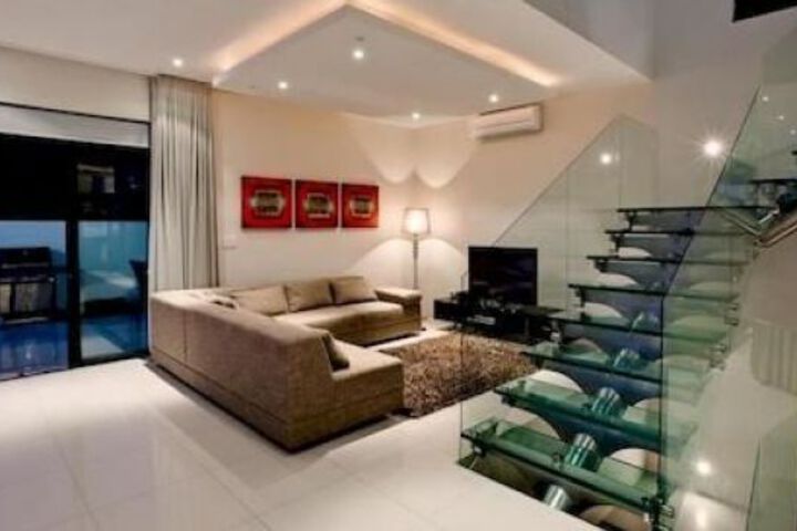 43 CENTRAL DRIVE