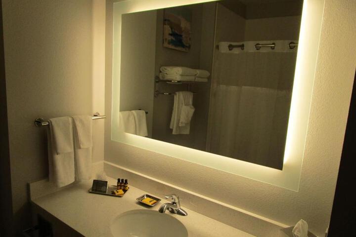 Photo 33