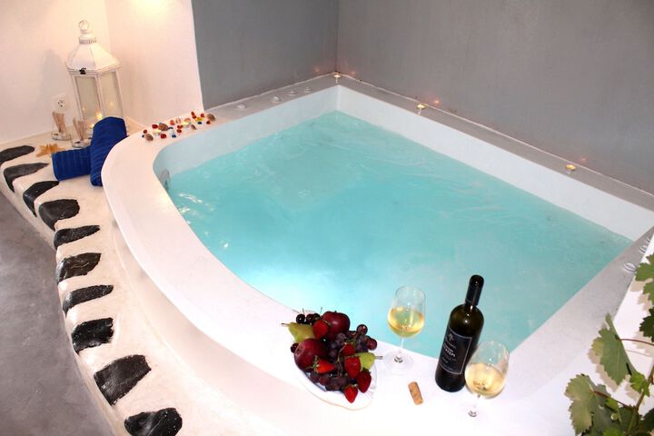 Hot Tub 22 of 22