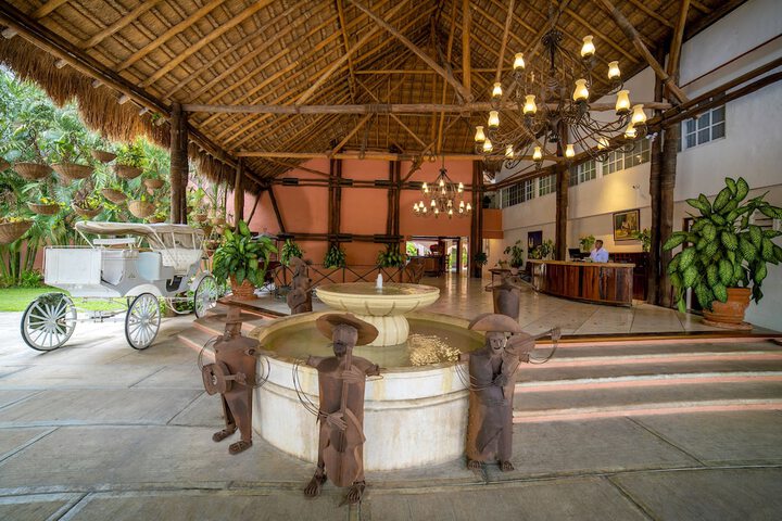 Lobby Photos