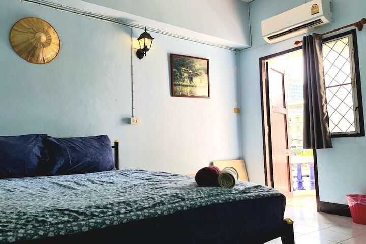 Room 25 of 31