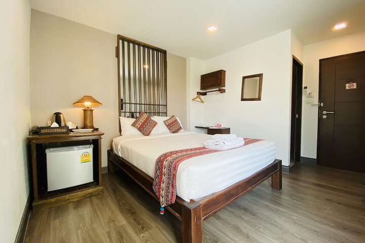 Room 14 of 30