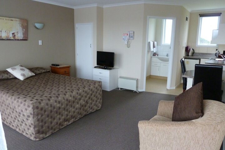 Room 4 of 44