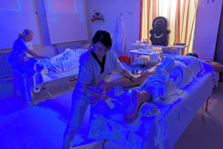 Massage in accommodation