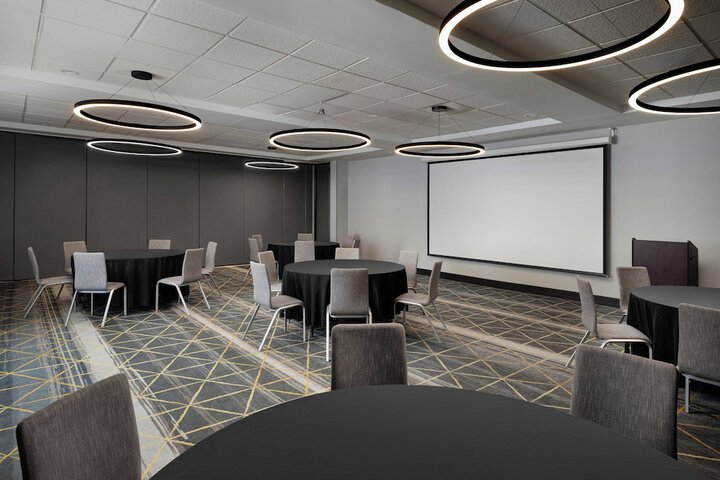 Ballroom/Hall 41 of 53