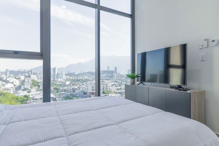 Room 32 of 155