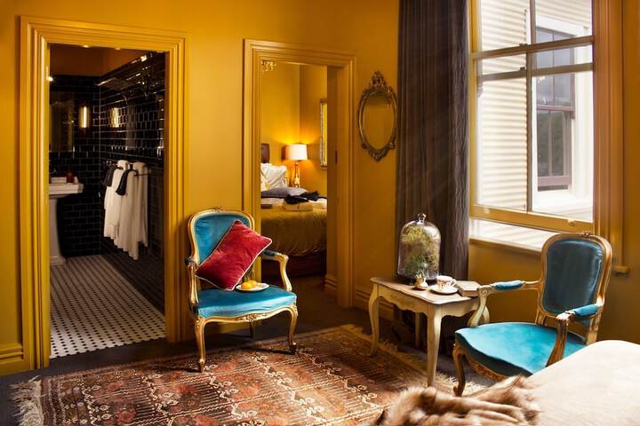 Room 10 of 54