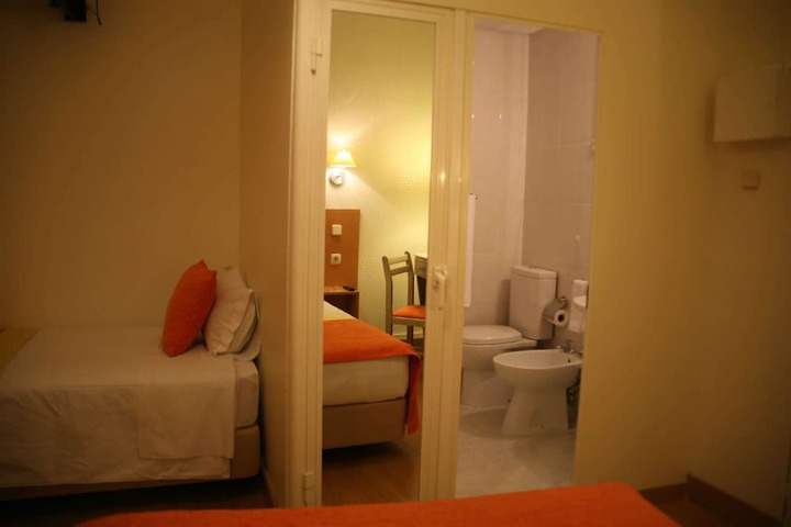 Room 17 of 21