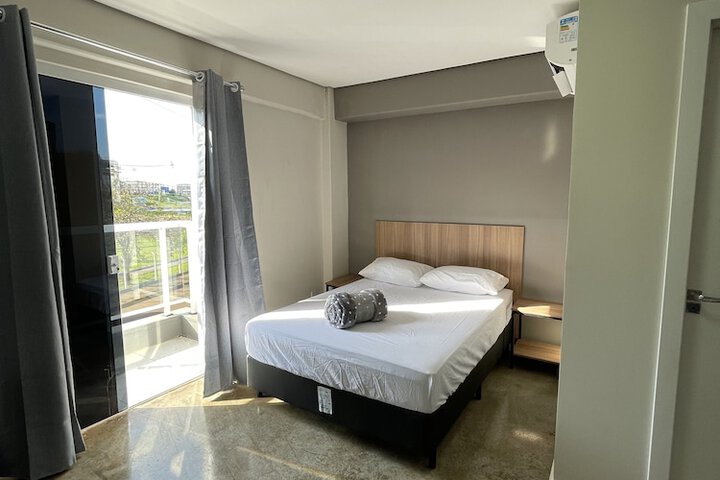 Room 7 of 80