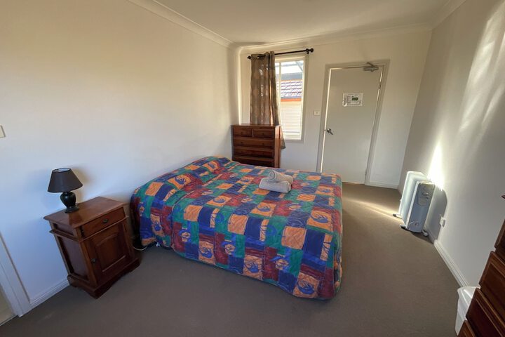 Room 4 of 53
