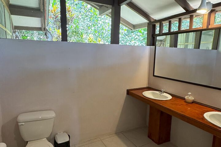 Room 58 of 92