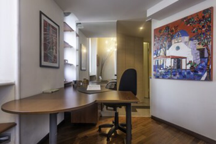 Room 13 of 22