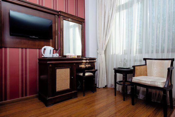 Room 20 of 169