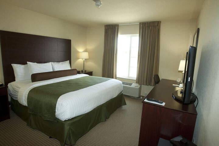 Room 5 of 38
