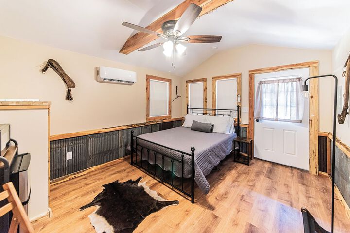 Room 7 of 52