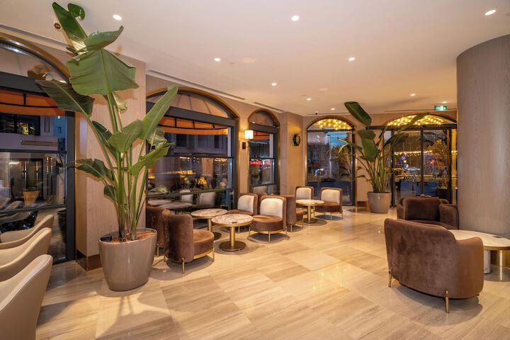 Hotel Interior 5 of 170