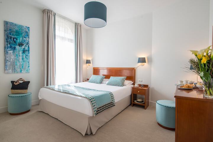 Room 5 of 38