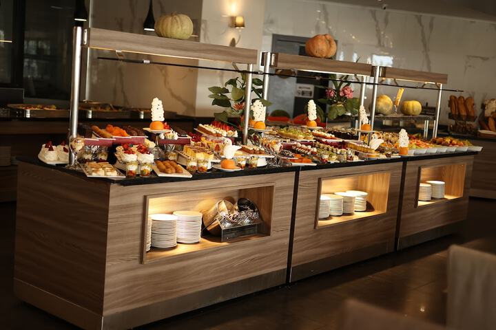 Dining 103 of 164