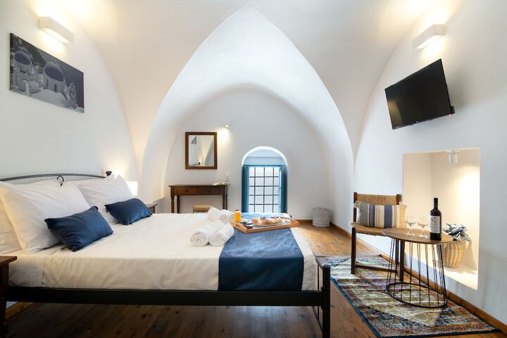Room 4 of 55