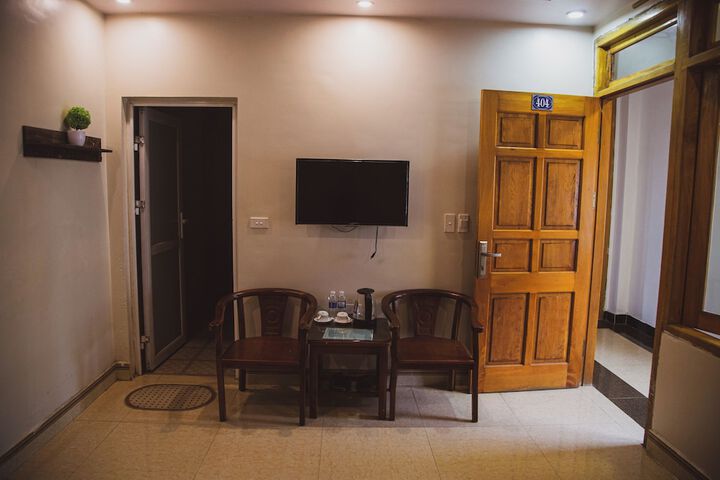 Room 16 of 45