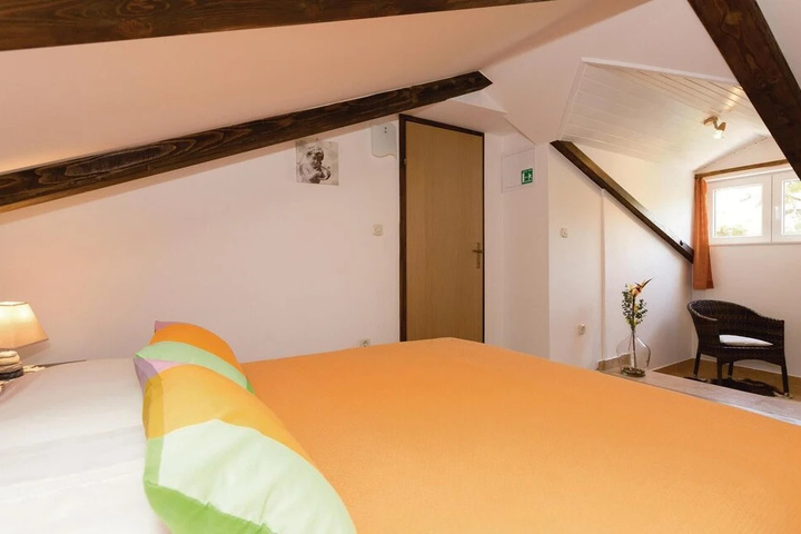 Nice Home in Dubrovnik With Wifi and 1 Bedrooms